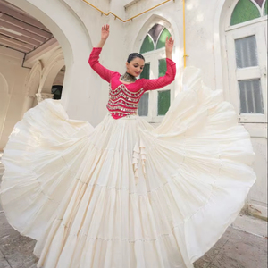 Lehenga choli ชุดปาร์ตี้งานแต่งงานงานลูกไม้กระจกหนาพิเศษฤดูร้อน - Product Image 1