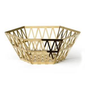High Grade Gold Plated Prime Quality Metal Wire Made Stylish Designer Fruits And <b>Bread</b> <b>Basket</b> With Wooden Base In Lowest Price - Product Image 6
