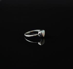 Anillo de Compromiso de Plata de Ley 925 de Estilo Vintage con Ópalo de Fuego Indio de Buena Calidad, Engaste de Canal con Incrustaciones para Niños Islámicos - Product Image 2