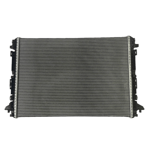 Radiateur OEM 4M0121251M haute Performance de qualité supérieure pour échangeur de chaleur en alliage d'aluminium du système de refroidissement automatique <span class=keywords><strong>LAMBORGHINI</strong></span> URUS - Product Image 2