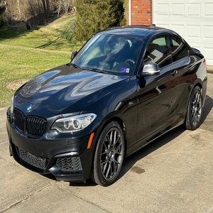 ¡Oferta Imperdible! BMW M235i Coupé 2015 Super Limpio, Transmisión Manual de 6 Velocidades, Equipamiento Completo, Motor I6 Turboalimentado de 3.0L, Tracción Trasera, Coupé de Lujo Negro - Product Image 1