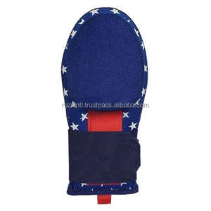 Gant de protection léger et rembourré pour le baseball avec sangle de poignet sécurisée pour une course de base sécurisée - Product Image 4