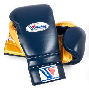 Fabrication de gants de boxe blancs de haute qualité, sur mesure, design OEM, fabriqués en cuir véritable, gants d'entraînement - Product Image 1