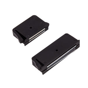 Equipo de cocina comercial Hardware Snap-In Magnetic Cabinet Catch - Product Image 1