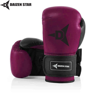 Guantes de Boxeo de Piel Sintética Personalizados para Entrenamiento y Kickboxing, Transpirables, Absorbentes de Sudor, con Protección UV y Muñeca Ajustable con Velcro - Product Image 2