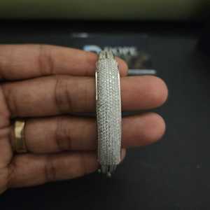 Elegante Brazalete Rígido para Mujer, Plata de Ley 925, Diamante Cultivado en Laboratorio de 5CT, Certificado IGI, Corte Brillante, Plateado, Diseño Moderno - Product Image 6