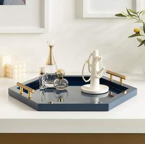 Plateau Hexagonal Modern Glam 18X16 Bleu Marine et Or Plateau de Service Décoratif en Bois avec Poignées en Métal Doré Plateau de Salle à Manger Élégant - Product Image 4