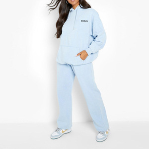 Service OEM en coton à l'usine, vêtements de sport décontractés pour femmes, hiver, à capuche, à manches longues, polaire respirant, logo personnalisé, ensembles de jogging - Product Image 1