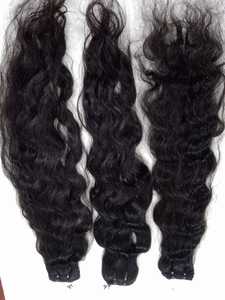 ผมอินเดียแท้แบบเรมี่ ลอนธรรมชาติ 100% ยาว 26 นิ้ว แบบเย็บสองชั้น นุ่ม สะอาด จัดเรียงเกล็ดผมอย่างดี เป็นมัดๆ - Product Image 3