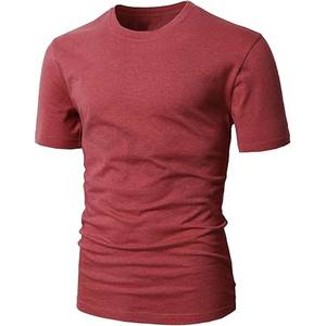 เสื้อยืดกีฬาคอกลมสำหรับผู้ชายแห้งเร็วน้ำหนักเบาสำหรับยิมฟิตเนสและวิ่ง - Product Image 1