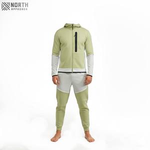 Ensemble de survêtement neuf de haute qualité pour hommes, vêtements de sport personnalisés confortables, ensemble de survêtement de jogging pour hommes 2 pièces avec logo personnalisé - Product Image 2