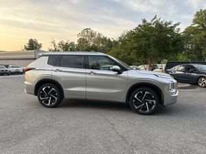 Gran Oferta, Negocio Excelente: Mitsubishi Outlander 2022 Listo para Enviar - Product Image 3