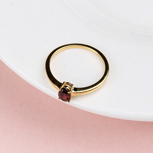 แหวนโกเมนสีแดงธรรมชาติที่น่าสนใจสำหรับผู้หญิงแหวนชุบทองสีเหลืองทำด้วยมือทำด้วยมือทำจาก925 - Product Image 4