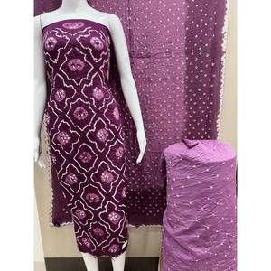 Robe longue en satin Bandhani à manches longues, de couleur violette, de nouvelle conception, écologique, respirante et formelle pour femmes - Product Image 1