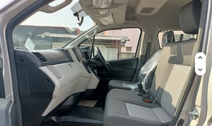 Nuevo, Usado para Hi-Ace GL Techo Alto 2.5L Diésel MT 15 Plazas Origen EE. UU. Velocidad Máxima 111-130 km/h 100% Perfecto Sin Accidentes - Product Image 4