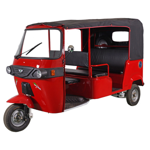 Tuk Tuk Eléctrico para 4 Pasajeros, Triciclo Eléctrico de Dos Filas con Cabina Cerrada - Product Image 1