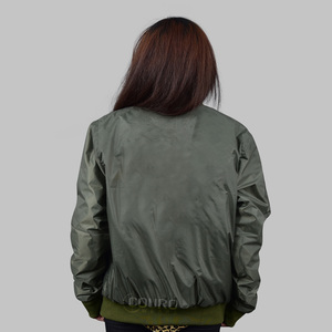 Chaqueta de bombardero universitaria de nailon para mujer personalizada OEM estilo Letterman universitario ropa de calle brillante prendas de vestir exteriores chaqueta con logotipo personalizado al por mayor - Product Image 3