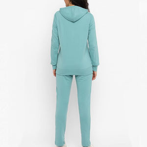 Survêtement de sport de haute qualité, coupe ajustée, en polyester, pour femmes, avec design et logo personnalisés - Product Image 2