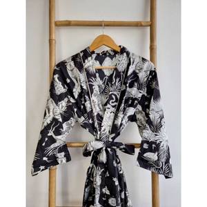 Bata de Baño Ligera Estilo Boho, Kimono de Algodón con Estampado Floral, Tejido Suave y Cómodo - Product Image 2