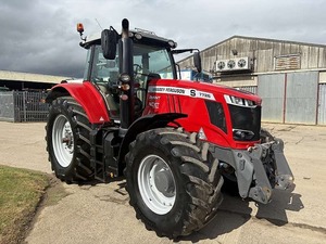 Tracteur agricole d'occasion de haute qualité Massey Ferguson 7726 Tracteur en bon état à vendre - Product Image 2