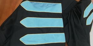 Gorro y vestido de graduación negro para adultos con 2025 borlas uniforme escolar vestido de graduación muestra ceremonia universitaria clásica - Product Image 2