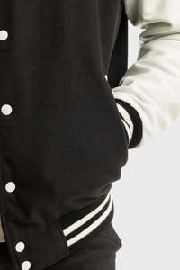 Chaquetas Varsity Personalizadas al por Mayor para Hombre, Diseño Multicolor, 100% Lana, Mangas de Cuero, Cierre de Botones, Chaqueta Transpirable de Invierno - Product Image 4