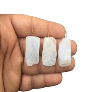 Collier pendentif en pierre de lune arc-en-ciel naturel 3 pièces en argent sterling 92.5 avec breloque en pierre précieuse de feu bleu non traité plaqué or - Product Image 1