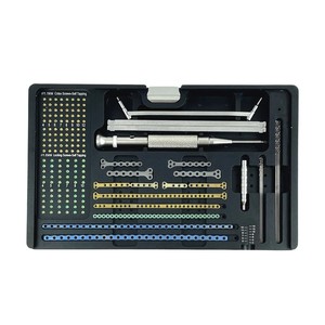 Ensemble d'instruments de chirurgie vétérinaire avancés avec plaques de compression à verrouillage en titane ALPS pour la reconstruction - Product Image 1