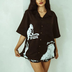 Impression personnalisée Chemises graphiques personnalisées Chemises décontractées DTG imprimées pour hommes Streetwear Chemise noire et blanche boutonnée - Product Image 6