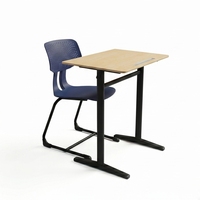 Bureau d'école moderne, durable et écologique ARSU avec plateau en bois et chaise colorée pour salle de classe et hôtel