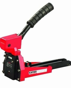 Outil d'ajustement du clinchage des agrafes: précision et contrôle pour une fixation sûre Outil d'ajustement du clinchage des agrafes - Product Image 1