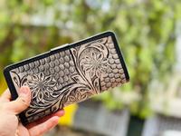 Rambut pada kulit dilukis tangan kopling kulit Tooled diukir bordir dompet koin seluler Langsung dompet pabrik India seluruh dunia