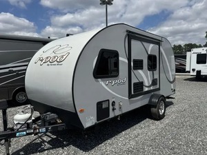 F-o-r-e-s-t River R-Pod 180 d'occasion 2019 prêt à la vente - Product Image 6
