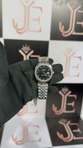 SK Luxury Women's Quartz Alloy Stainless Steel <b>Bracelet</b> Wristwatch Simple Fashion Glass Dial Diamond Waterproof 31mm - Product Image 2