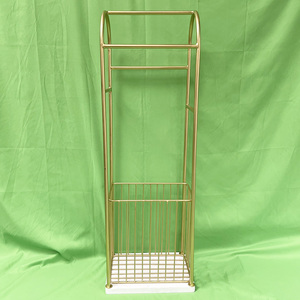 KPT68013 Perchero de pie con cesta para organizar toallas de baño - Product Image 5