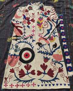 Veste bohème pour femme, Suzani, brodée à la main, classique, vintage, taille unique, veste gitane de qualité supérieure - Product Image 1