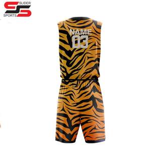 Camiseta de baloncesto de alta calidad, conjuntos de baloncesto impresos por sublimación, uniformes suaves personalizados OEM para hombre - Product Image 3