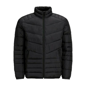 Abrigo de bombardero acolchado ligero de alta calidad para hombre, impermeable, con capucha, empacable con características resistentes al agua, estilo informal a la moda - Product Image 1