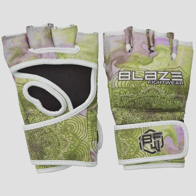 สีเขียวอ่อน