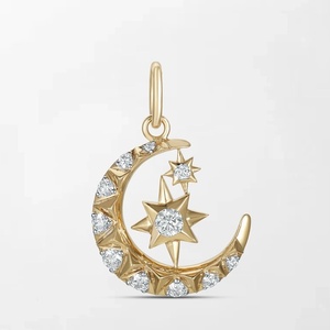 Pendentif multi-usage Halcyon Starlit Moon Diamond avec 11 diamants ronds cultivés en laboratoire de 0,48 carat GH-VS en or jaune 18 carats, produit en vrac - Product Image 3
