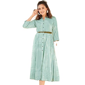 Top corto con estampado de seda de rayón de diseñador para ropa de fiesta de FabZone - Product Image 1