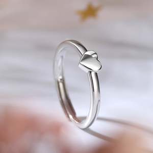 Jeulia Vows of Love Heart Design Bezel Set วงแหวนเงินสเตอร์ลิงแบบปรับได้สำหรับผู้หญิง - Product Image 6