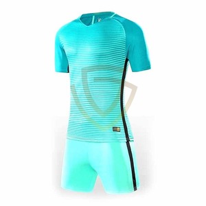 Uniformes de Fútbol de Alta Calidad con Logotipo Personalizado, 100% Poliéster, Secado Rápido, Transpirables, Cuello en V, para Hombre, Último Diseño - Product Image 1