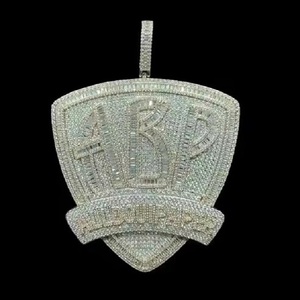 Pendentif Hip Hop en argent 925 à forte demande avec placage à l'or rose Seven Latters Fine Jewelry avec diamant d'Inde - Product Image 2