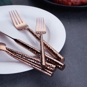 Couteau moderne réutilisable de haute qualité, cuillère fourchette ensemble de couverts en argent 4 pièces or mat en acier inoxydable ensembles de couverts ensemble de couverts - Product Image 6