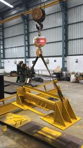 Sistema de Grúa Giratoria Robusto Montado en Pilar para Uso en Talleres. - Product Image 4