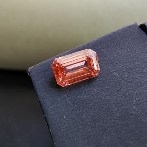 Diamante Cultivado en Laboratorio CVD de 1.00ct, Certificado IGI, Corte Esmeralda Rosa Intenso Vívido, para Cada Ocasión - Product Image 1