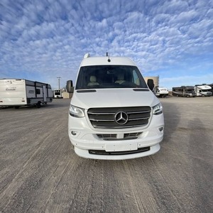 Autocaravana Usada A-i-r-s-t-r-e-a-ms Interstate 24 GT 4x4 Clase B - Remolque Camper Diésel en Venta para Camping y Viajes - Product Image 1