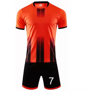 ชุดกีฬาแบบซับลิเมชั่นคุณภาพสูงสำหรับทุกเพศ ชุดเสื้อและกางเกงขาสั้น 10 ชุด ชุดฟุตบอลสำหรับผู้ใหญ่ บริการ OEM - Product Image 1
