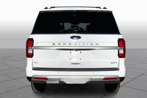 Pre-Owned 2024 Forrd Expedition MAX XLT 4WD 4 Door SUV -with Low Mileage - Product Image 3